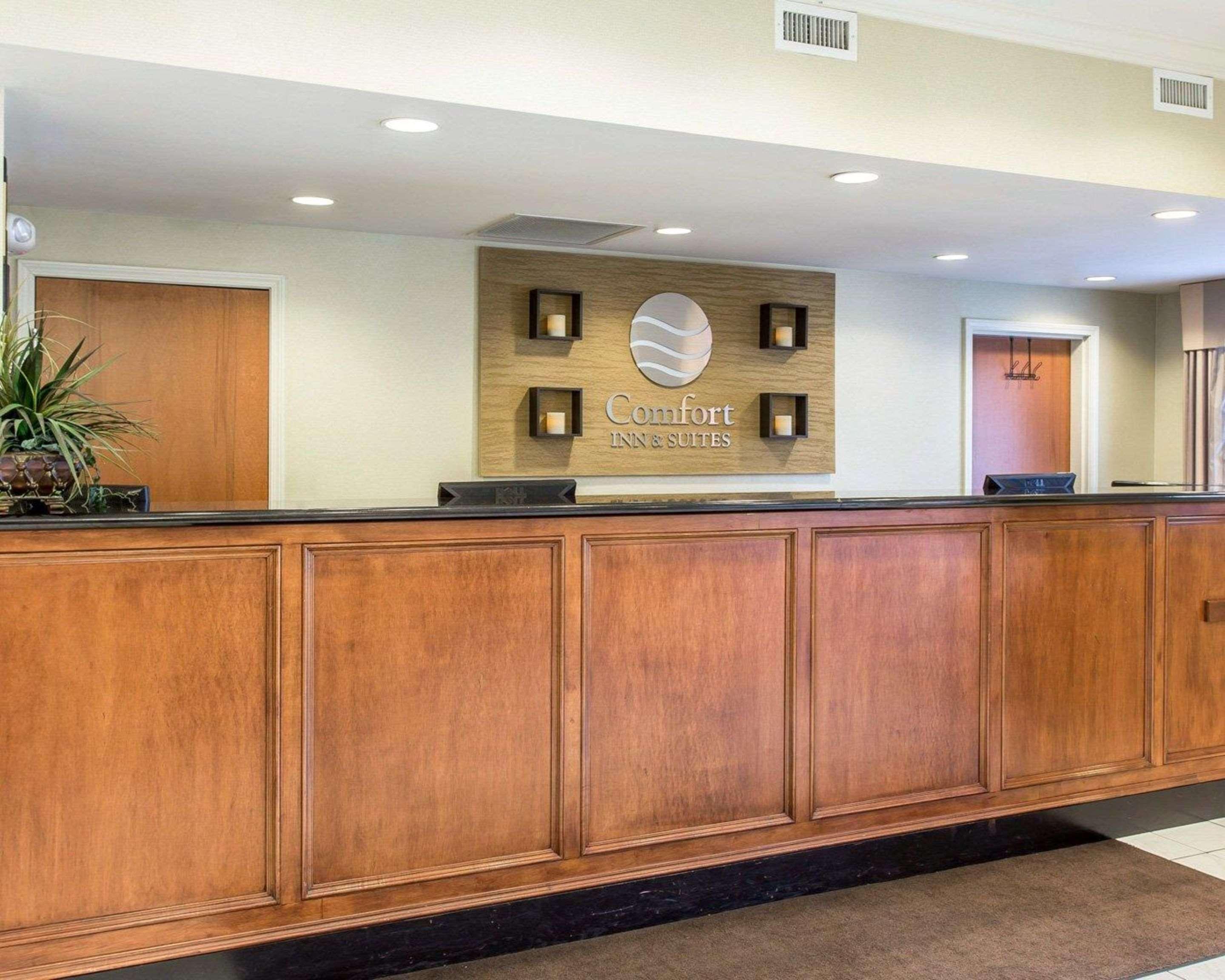 Comfort Inn & Suites Orangeburg Exterior photo