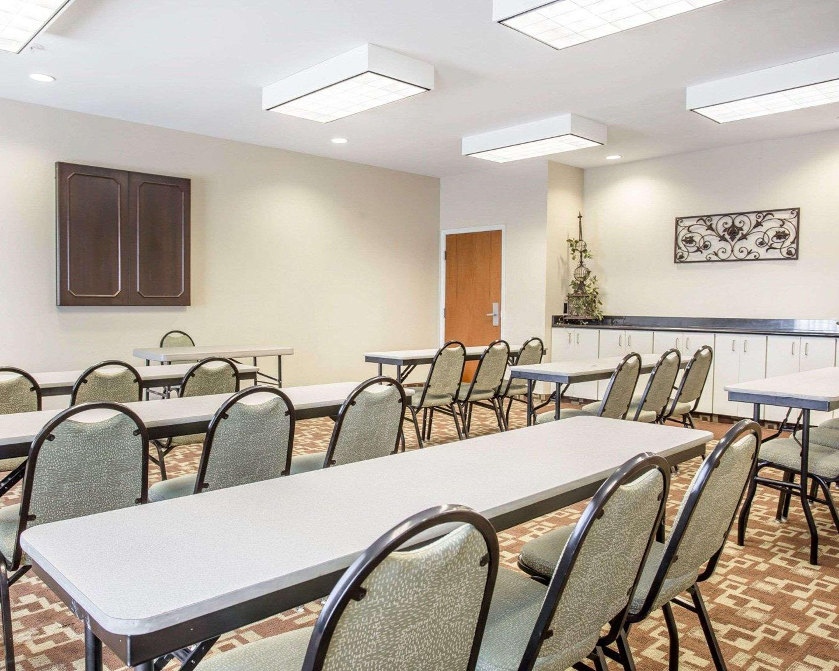 Comfort Inn & Suites Orangeburg Exterior photo